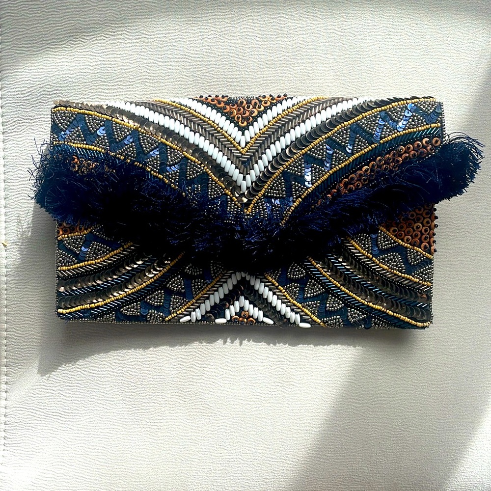 Express clutch purse